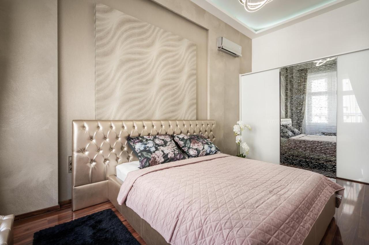Opera Luxury Apartment With Free Parking Budapest Exterior foto