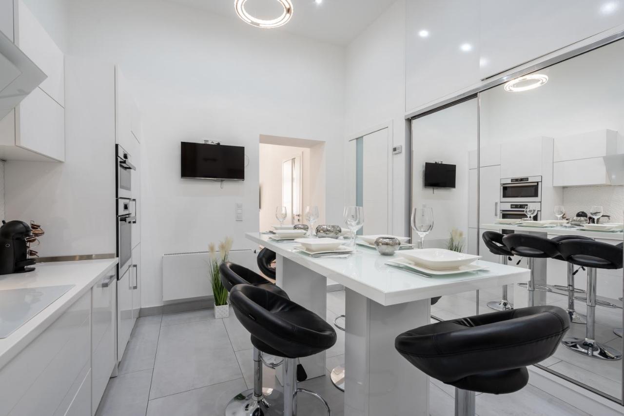 Opera Luxury Apartment With Free Parking Budapest Exterior foto