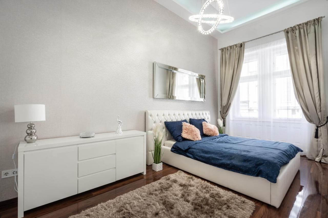 Opera Luxury Apartment With Free Parking Budapest Exterior foto