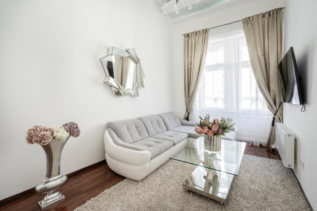 Opera Luxury Apartment With Free Parking Budapest Exterior foto