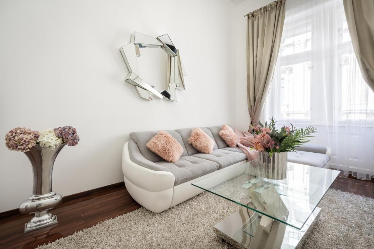 Opera Luxury Apartment With Free Parking Budapest Exterior foto